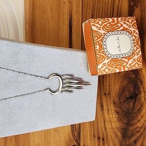 Stella & Dot Nahla Pendant Necklace